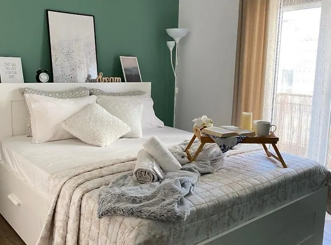 Seafront Haven - Blue Luxury