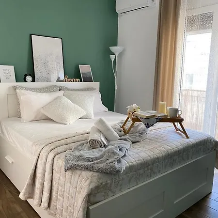 Seafront Haven - Blue Luxury