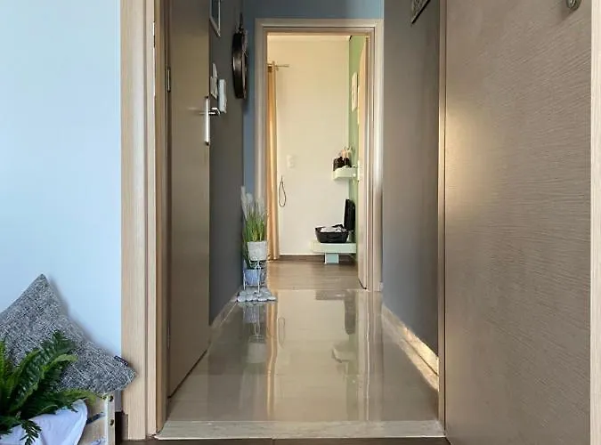 Seafront Haven - Blue Luxury كالاماتا